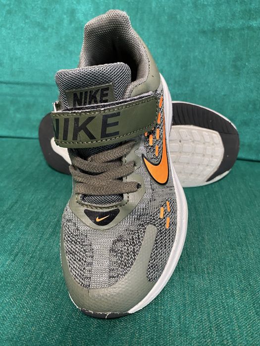 Pantofi sport copii Nike Zoom marimea 30