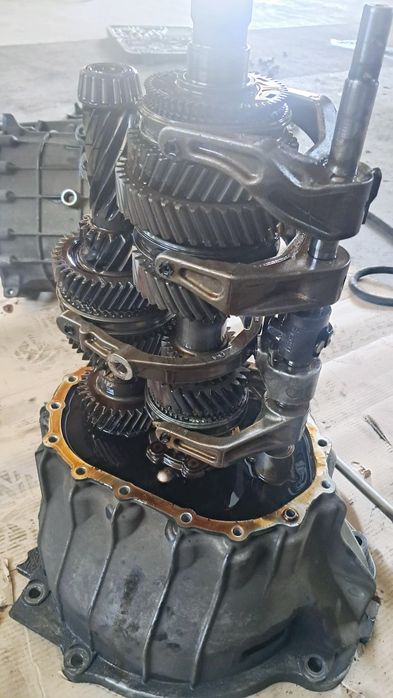 Reparații cutii viteze autoutilitare