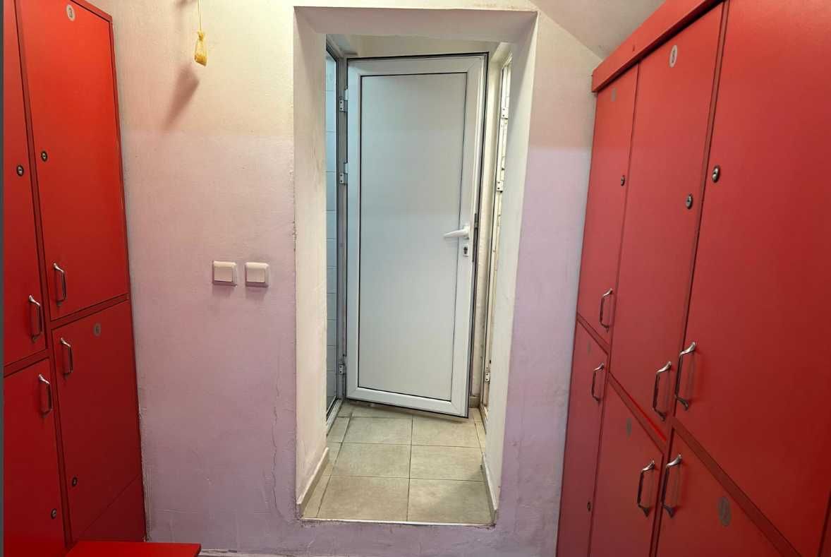 Заведение/Фитнес зала 247 м2, Гръцка махала