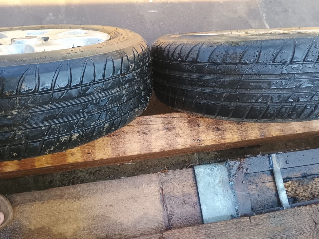 Oferta cauciucuri vara 195/65 R15 Taurus noi plus jante aliaj