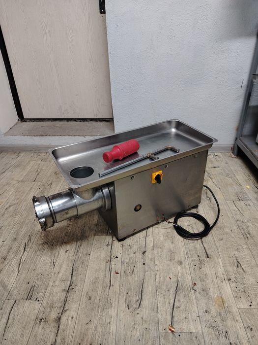 Мясорубка Матека 32 Турция на 380 вольт