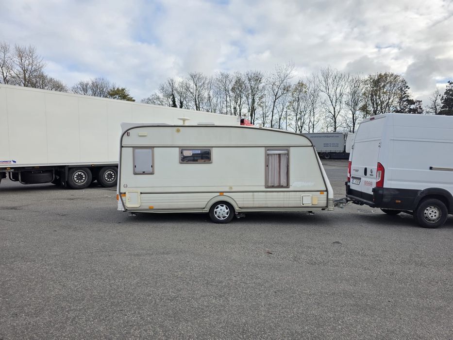 Vand rulota adusa recent in romania