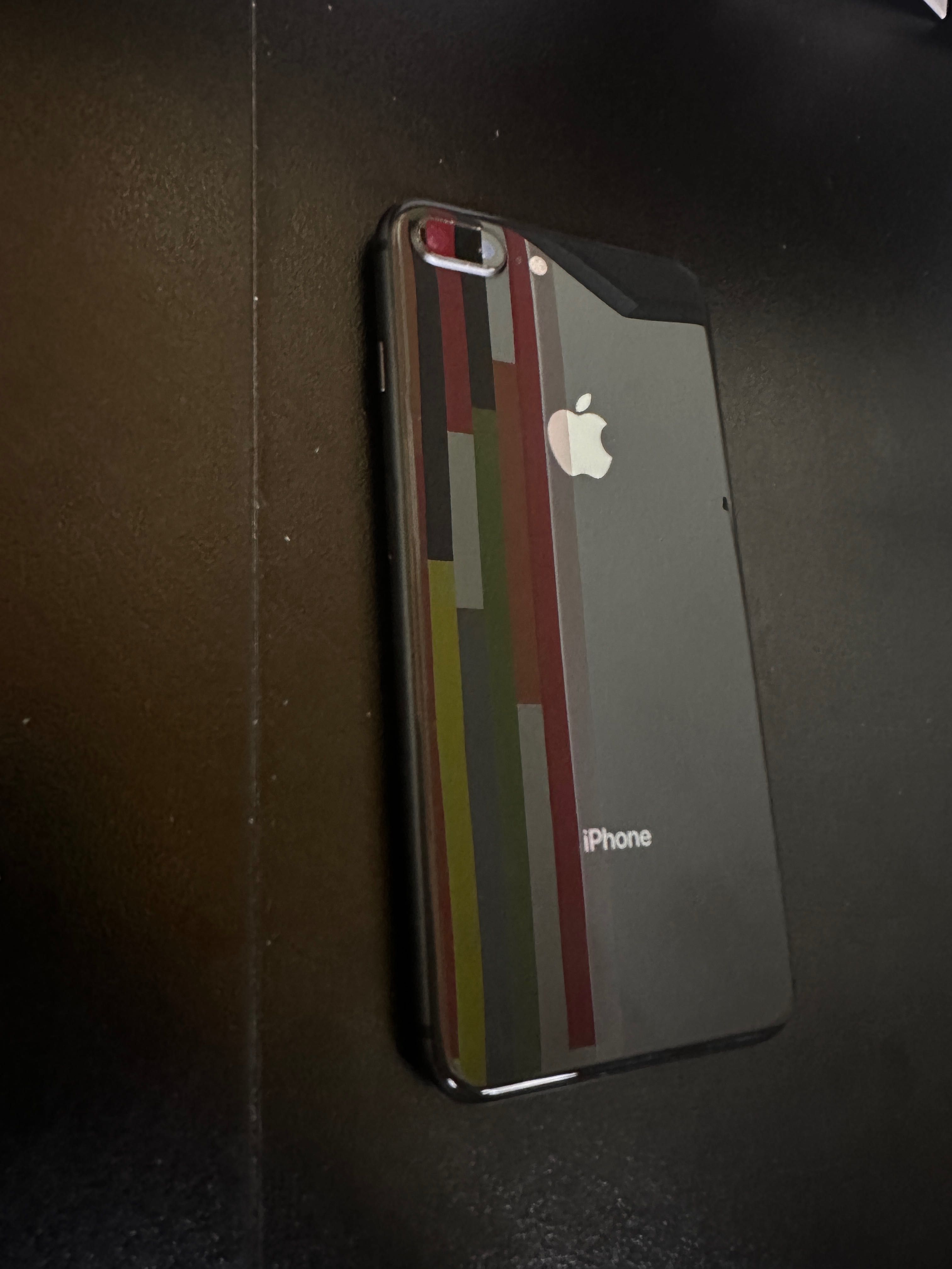iPhone 8plus 64GB запазен! Батерия 82%!