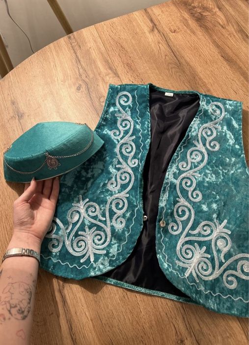 Костюмы национальные Жилетки