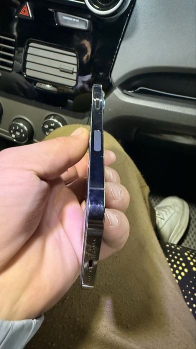 iphone 12pro holati zor 85 batareya holati polni radnoyy