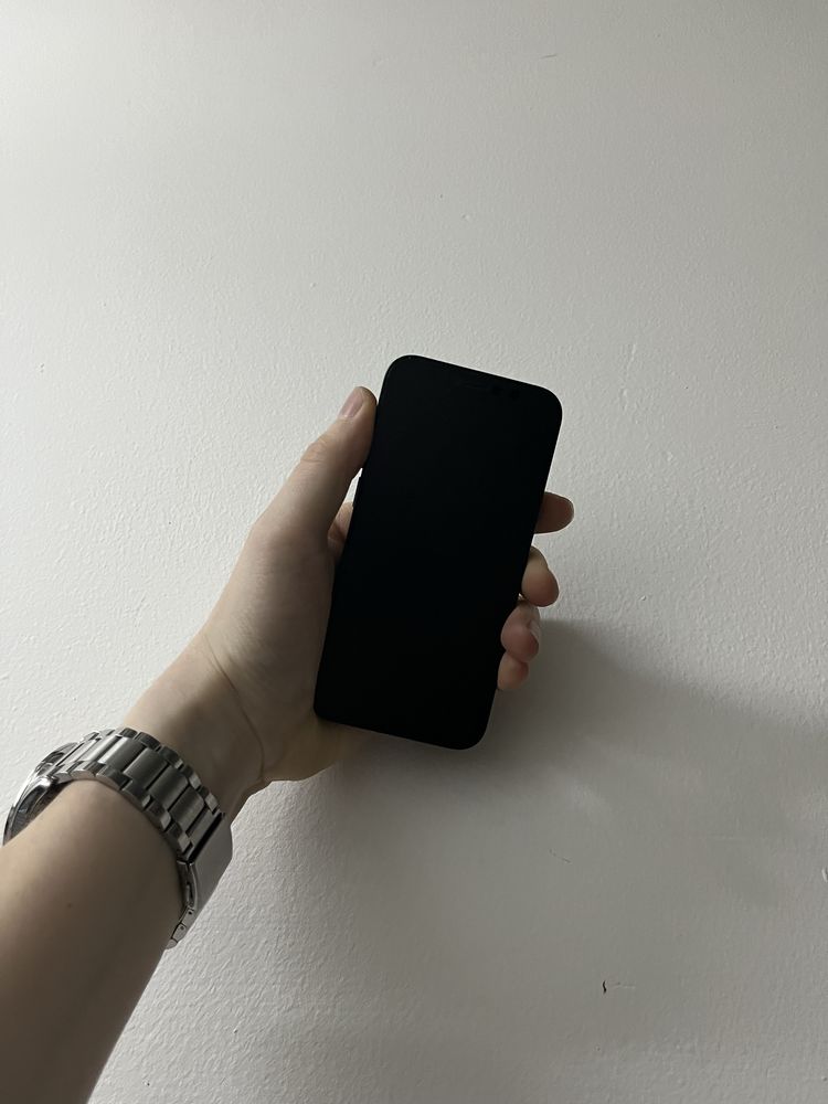 Iphone 12 mini 128gb в идеальном состоянии