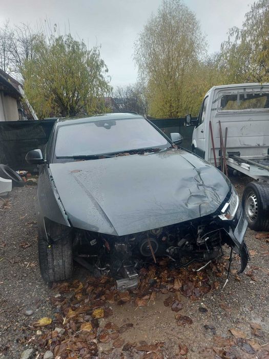 Audi Q8 3.0 diesel mild hybrid Avariat