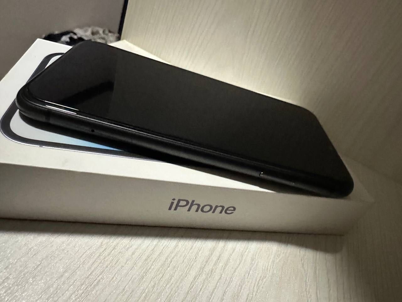 Iphone 11 sotiladi!