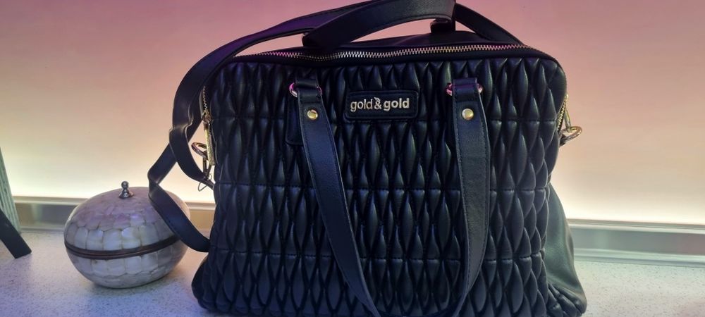 DISIGUAL и Gold & gold чанти на цена от 20лв. 35лв. 55лв.
