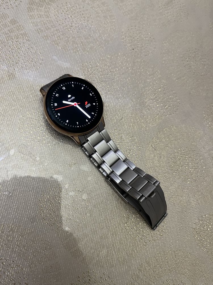 Samsung Galaxy Watch Active 2 | Умные часы в отличном состоянии