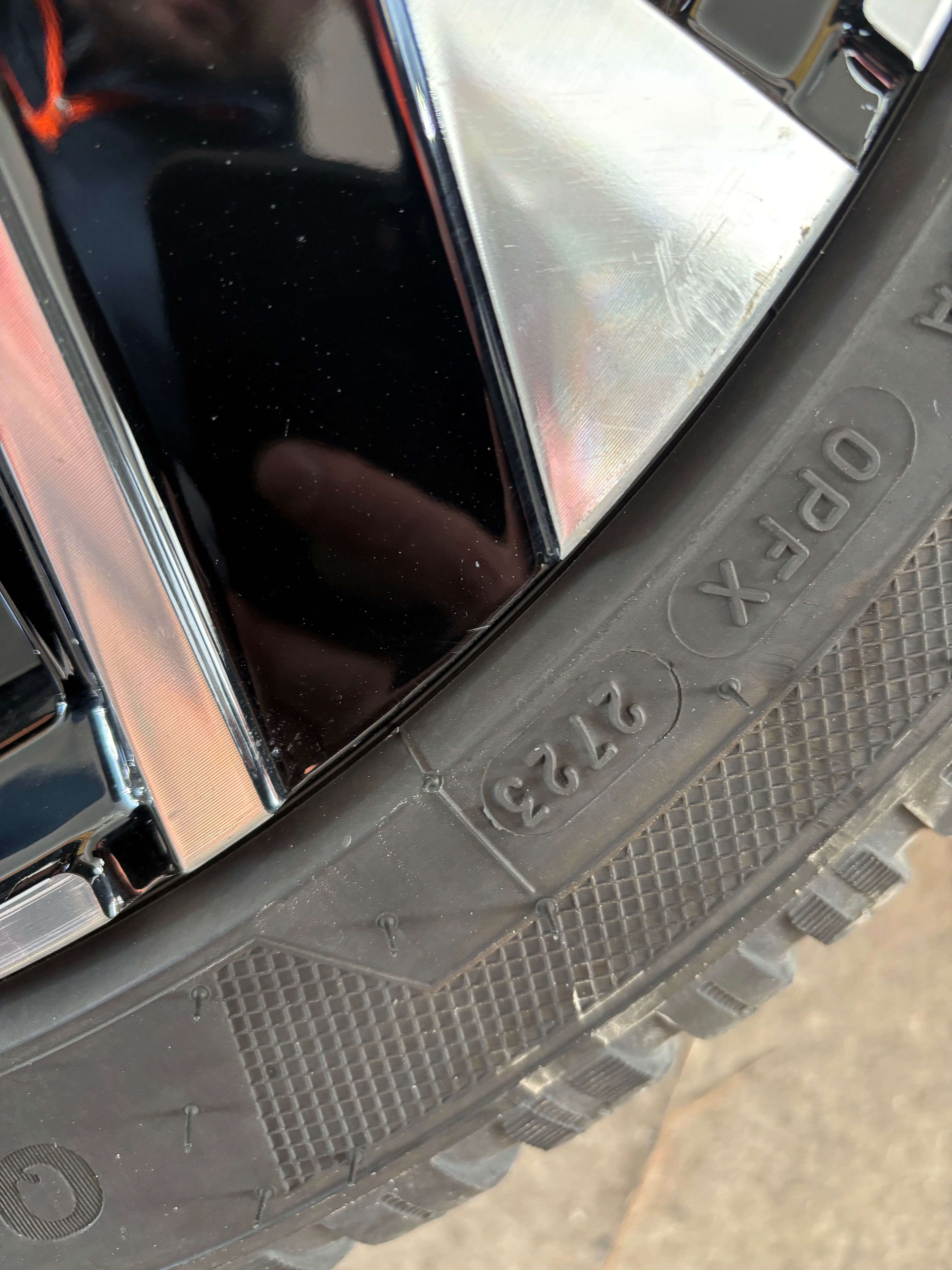Джанти 5х112 - 17 цола със зимни гуми 225/45/17 Bridgestone и Kleber