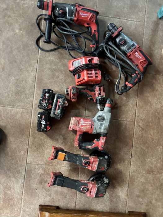 Scule Milwaukee M18