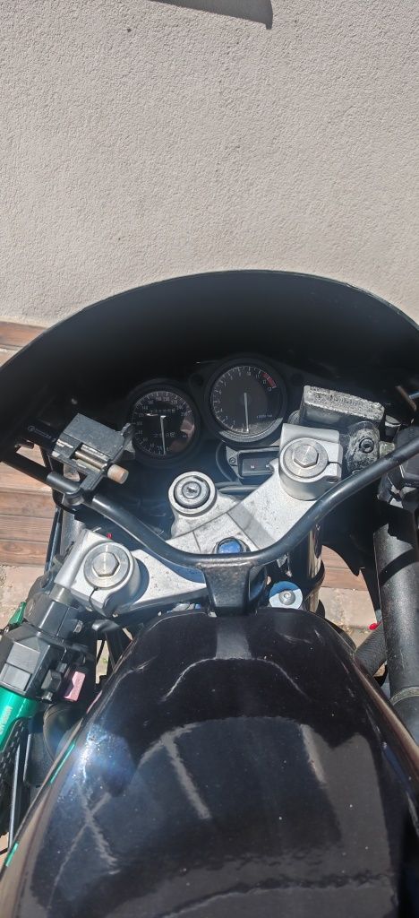 Yamaha FZR 600 Genesis