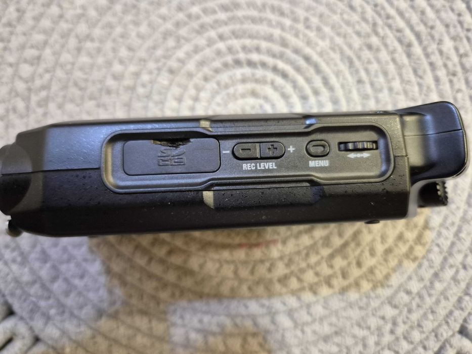 Zoom H4n Pro 4 intrari reportofon portabil cu microfoane built-in X/Y