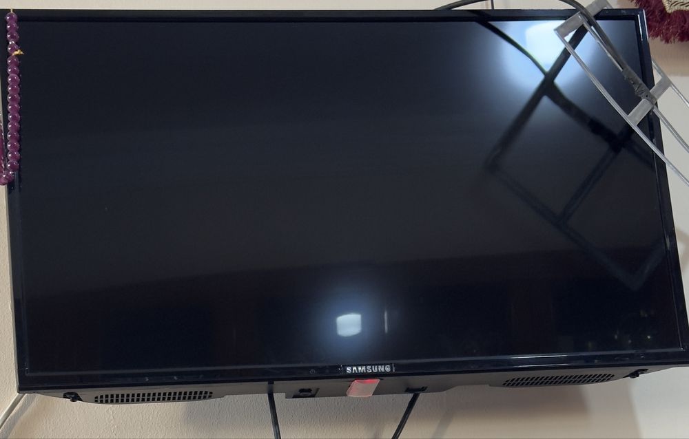 Смарт Теливизор Самсунг 32 лик сотилади холати янги