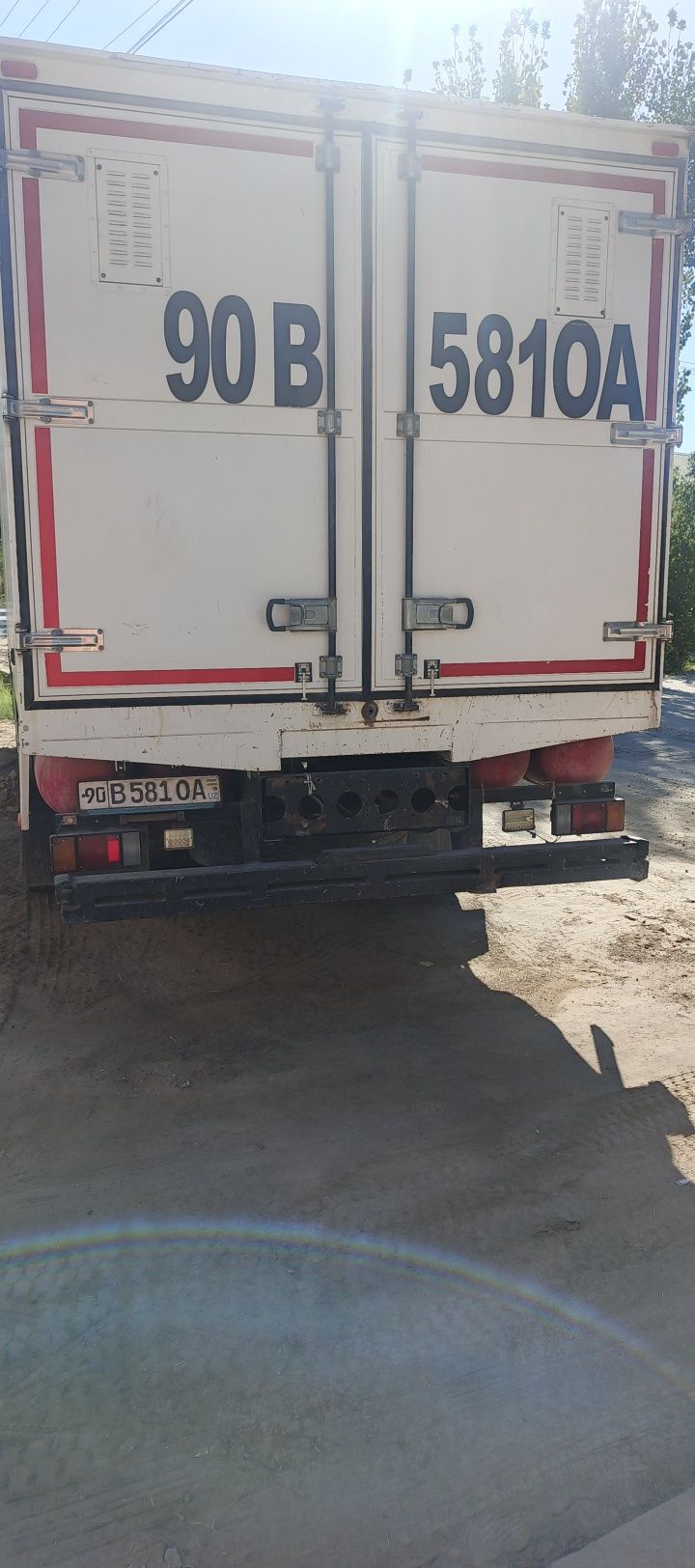 Isuzu 10 tonnalik 2021 sotiladi