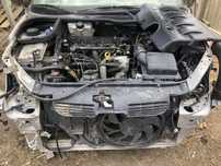 Vând motor pugeot 206