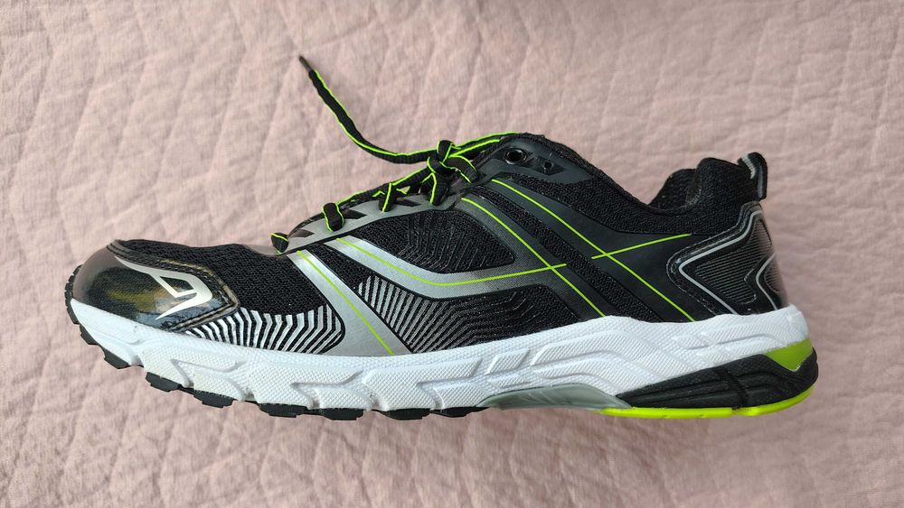 Pantofi sport Crivit Run It marime 44