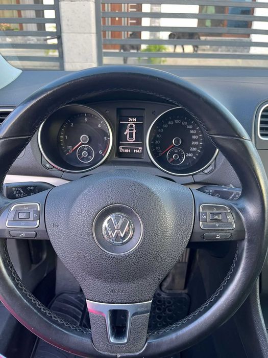 Volkswagen Golf 6 1.6 TDI, 105 CP, 2011