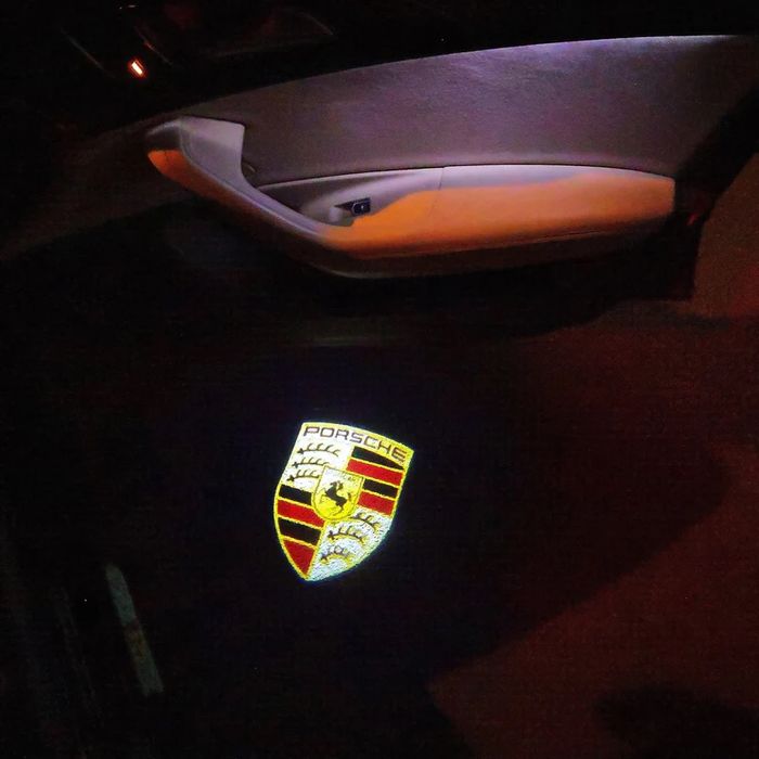 Set Logo Proiectoare Lampi 3D LED Lumini Usi Portiere Porsche