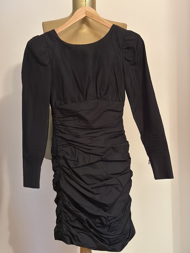 Rochie neagra Mango