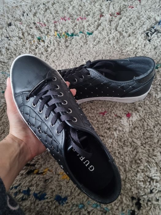 Vand adidasi dama Guess