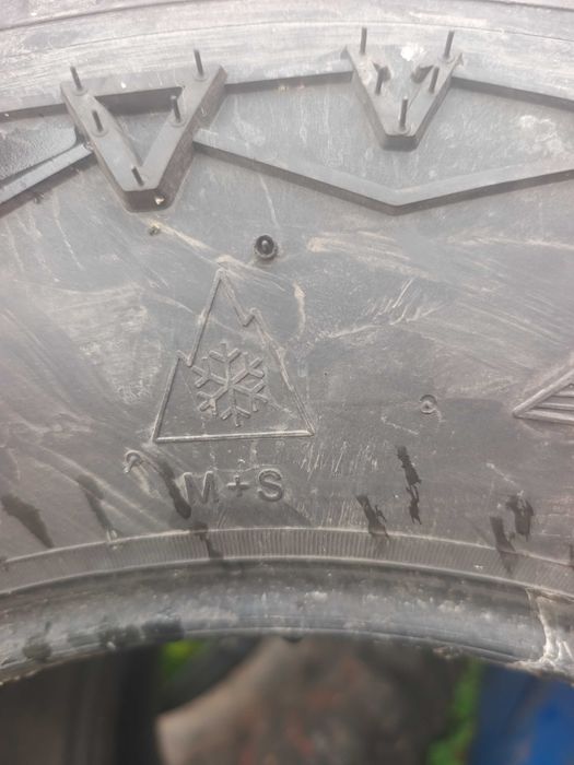 Anvelope LT265/70/R17 M+S