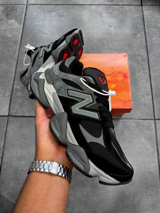 New Balance 9060