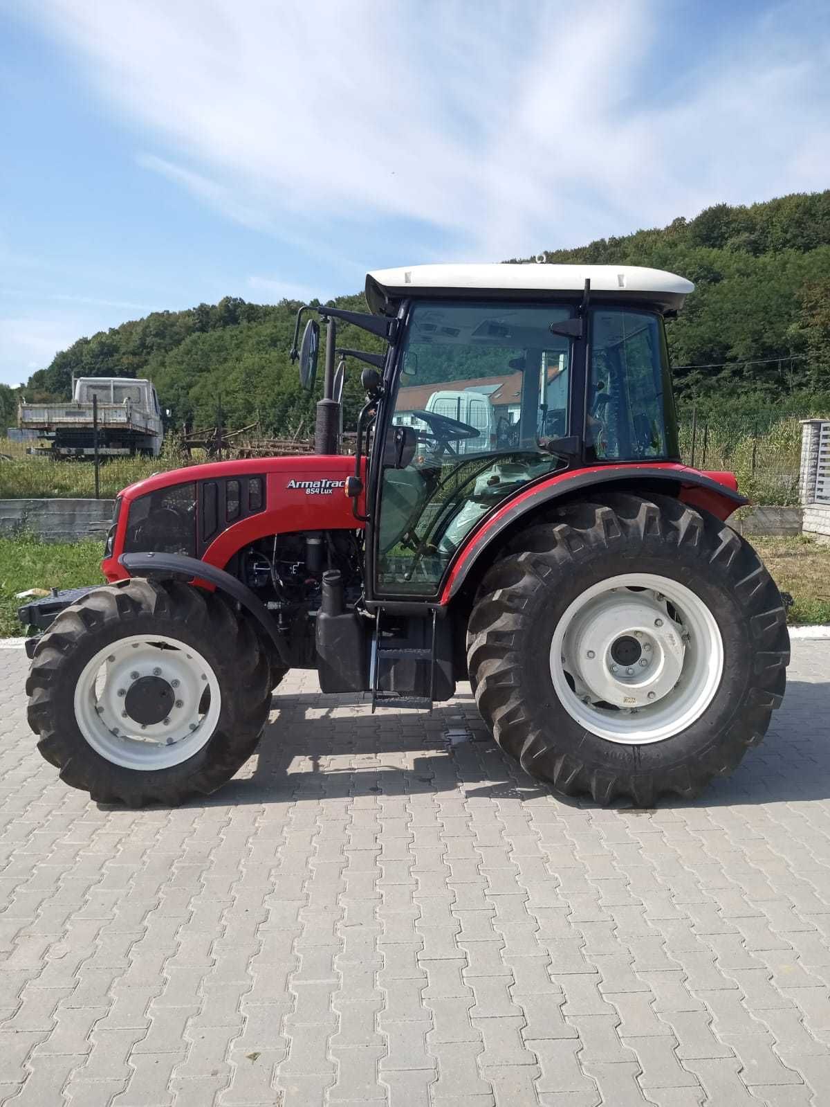 Tractor 4x4 ArmaTrac 854 lux 2022 cu Cabina