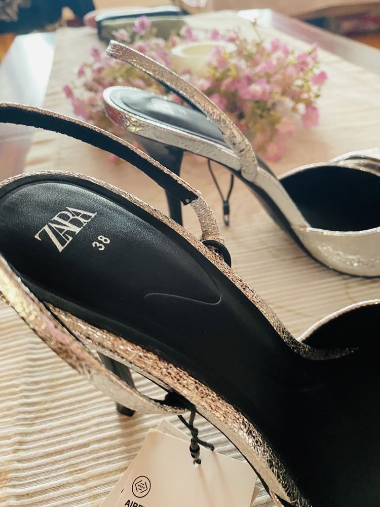 Обувки ZARA 38 номер