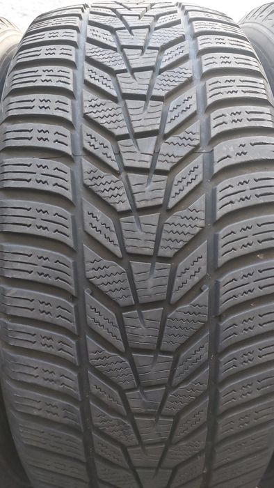 Зимни гуми 235/55/17 Hankook Winter I'cept evo3 4 броя