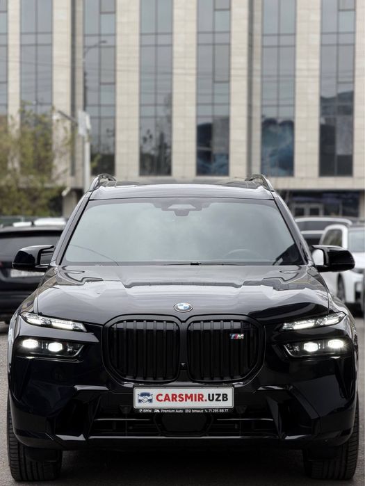 BMW X7 M60 2024