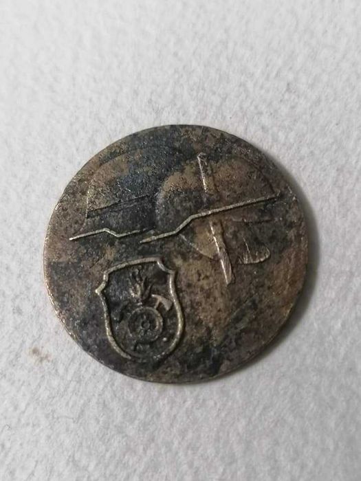 Lot vintage de 8 medalii diferite
