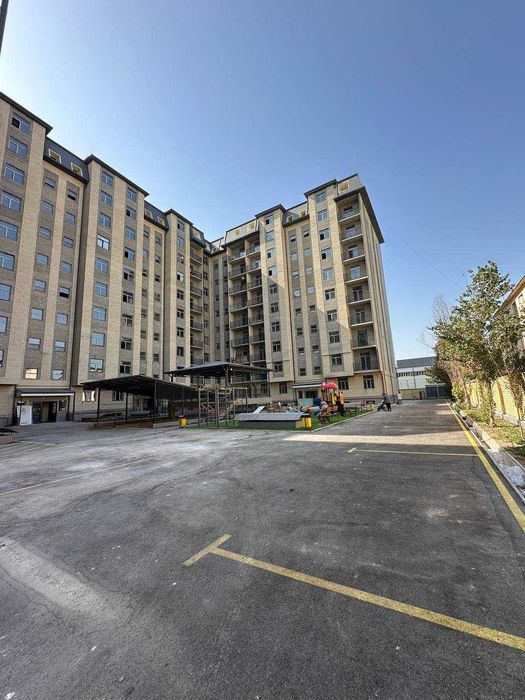 Продаётся просторная квартира 2/8/11 в новостройке Площадь: 75 м²