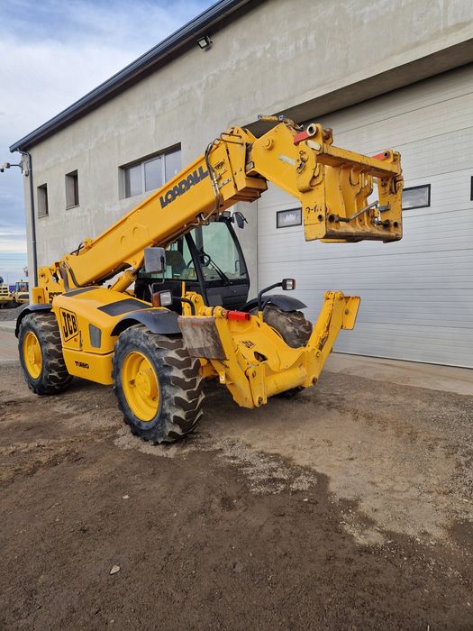 Încărcător telescopic JCB