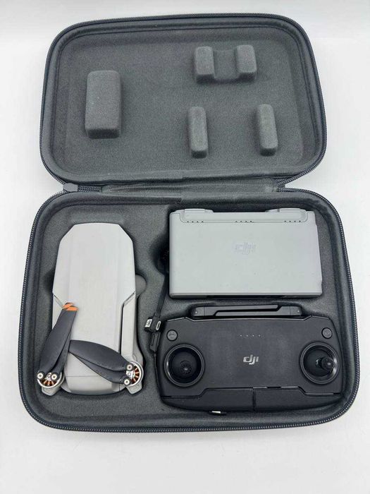 Дрон DJI Mini SE