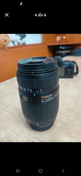 Vand aparat foto Nikon D3000,obiectiv yongnuo 50mm,obiectiv tamron 70-