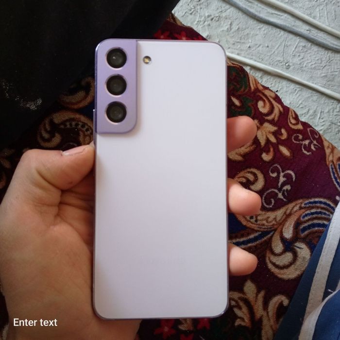 S 22 sotiladi  oladigonlar telfon qilsin