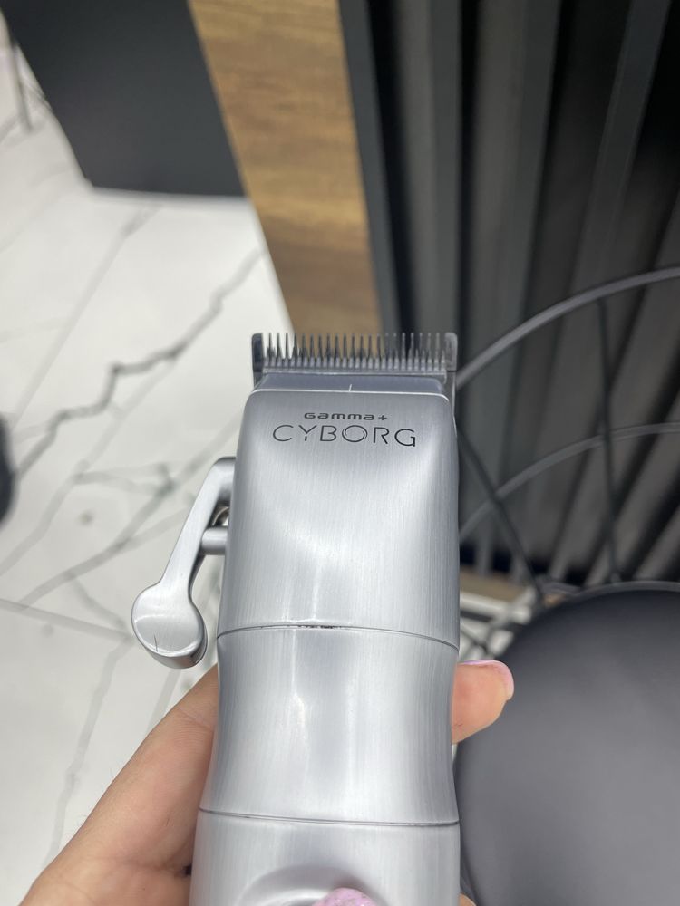 Gamma+ Cyborg Professional metal clipper with long life motor