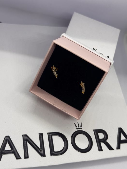 Пандора обеци Pandora