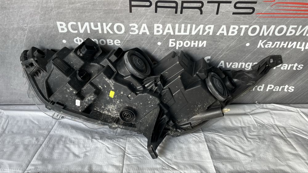 Десен фар Ford Transit Connect