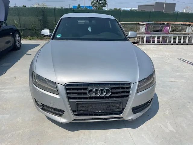 Dezmembrez  Audi A 5 2.0 TFSI 211 cp CDN