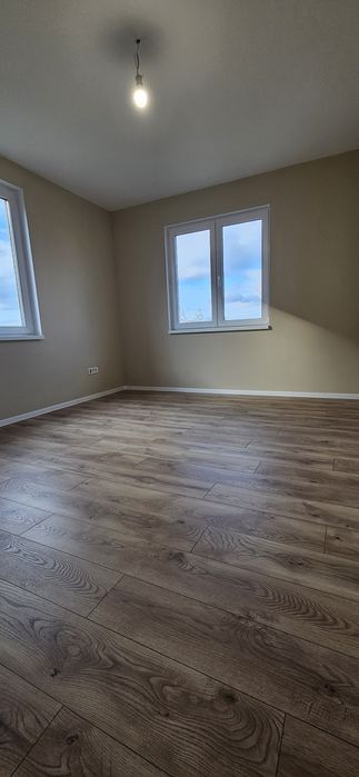 Inchiriez spațiu ultracentral