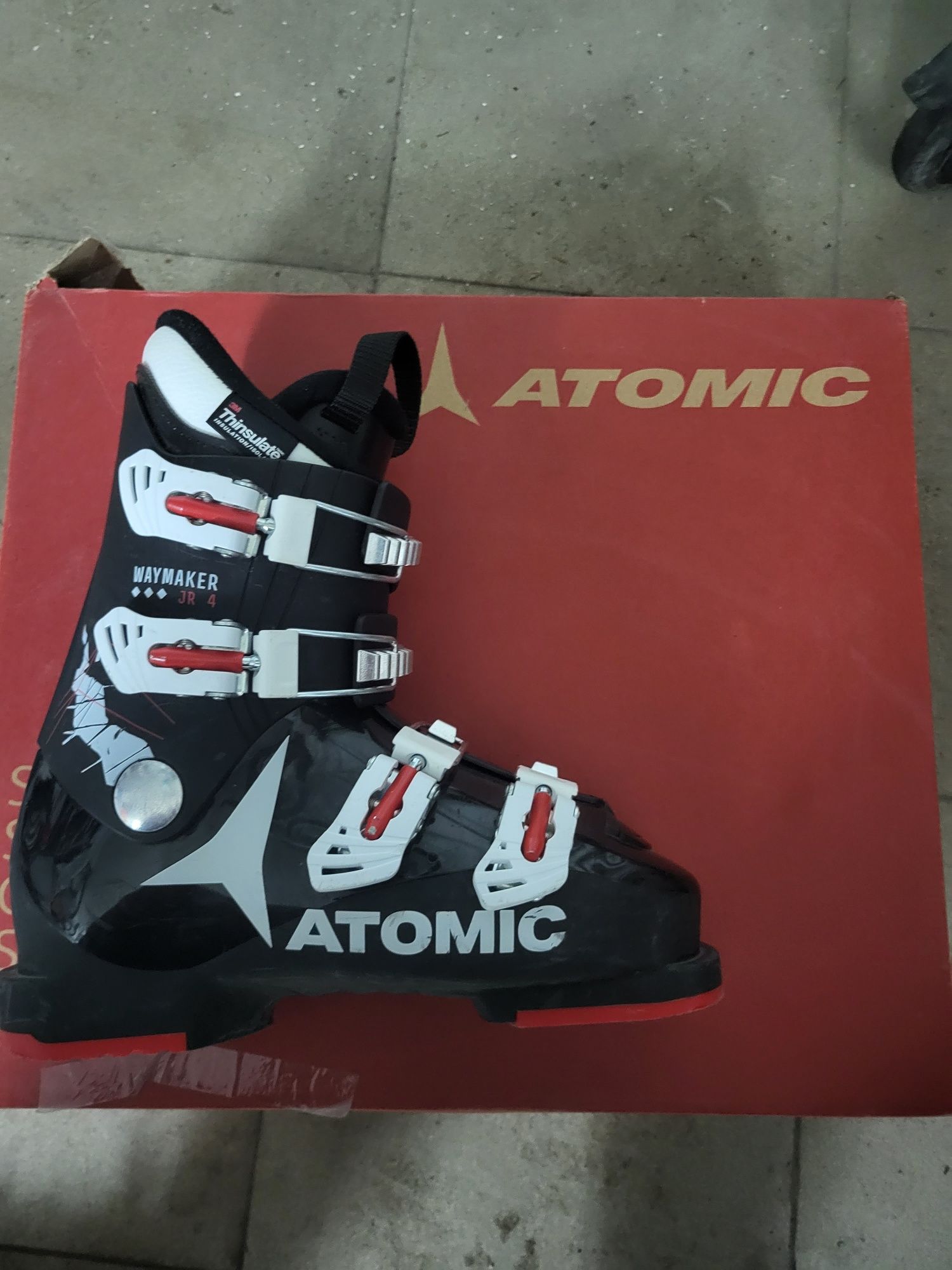 Ски обувки Atomic