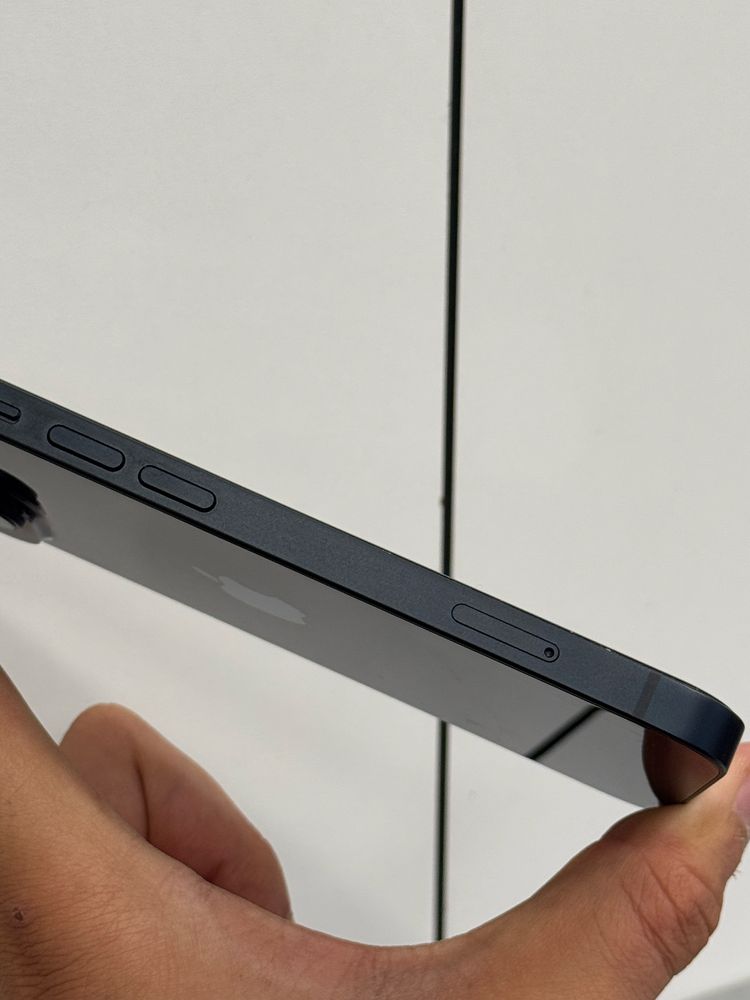 Продавам iPhone 14 ГАРАНЦИЯ 100% батерия