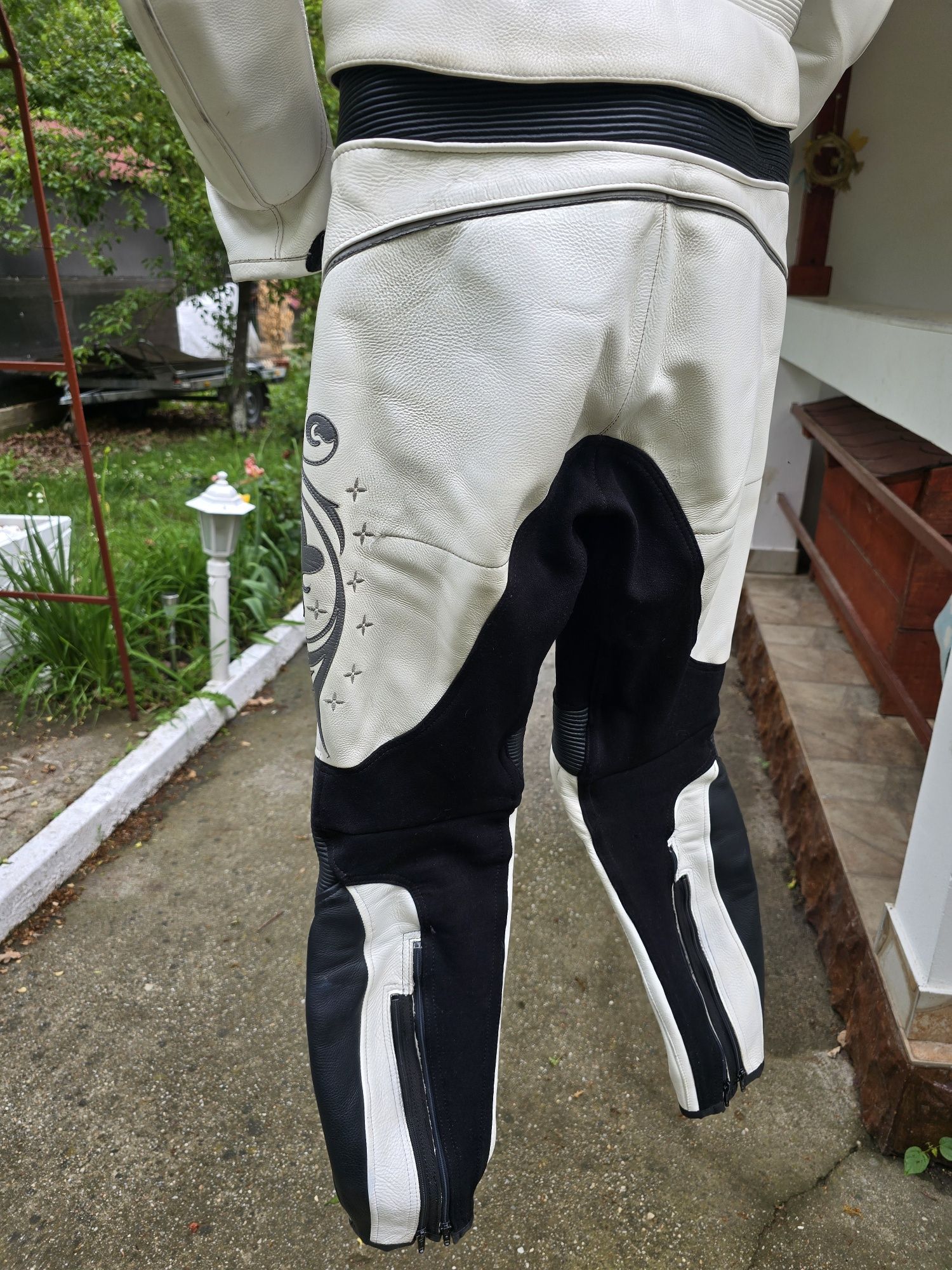 Costum moto piele DAINESE DAMA XS 34-36 premium alb