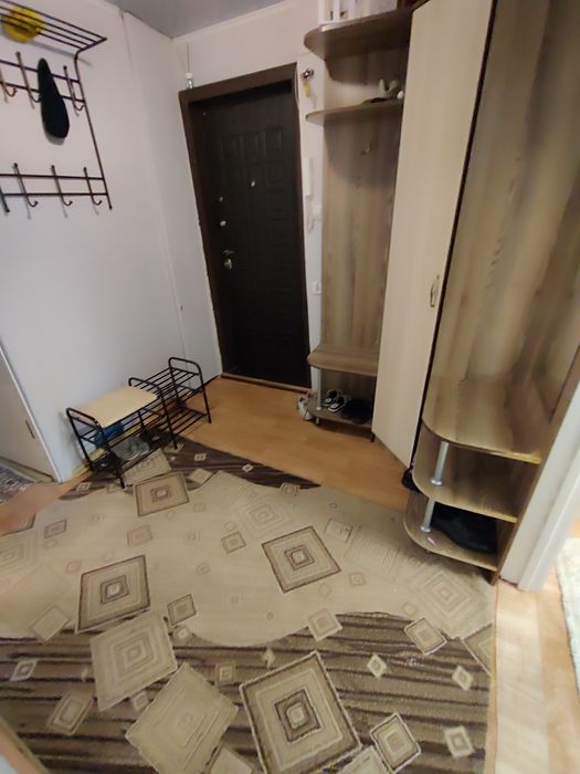 Продается 3-комн (6-12, 5 эт)