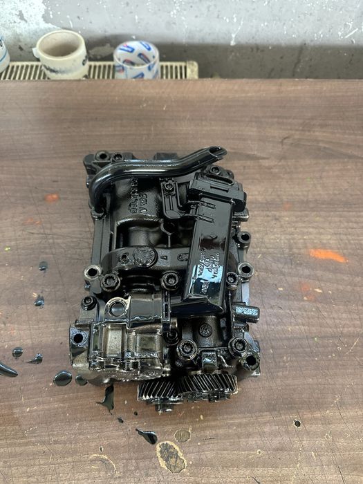 Pompa ulei passat b6 b7 cc tiguan golf skoda 2.0tdi cba cbb cff cfg