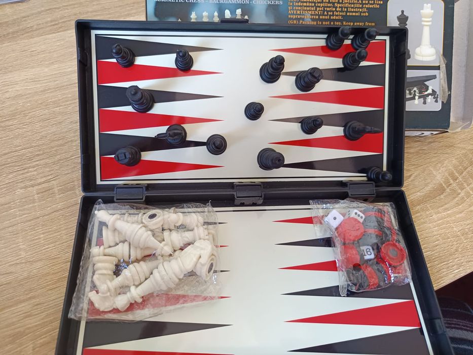 Set magnetic șah+table