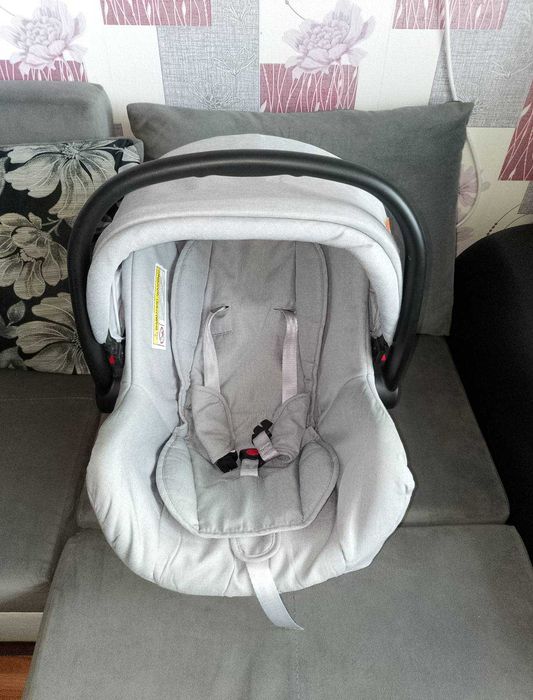 Бебешко кошче за кола